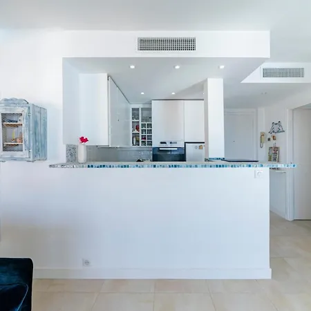Wdf Sea-view One Bedroom Heart Of شقة